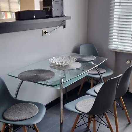 Apartamenty Lazurowy I Sloneczny Z Darmowym Parkingiem Strzezonym Jelenia Góra Zimmer foto