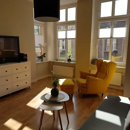 Apartamenty Lazurowy I Sloneczny Z Darmowym Parkingiem Strzezonym Jelenia Góra Exterior foto